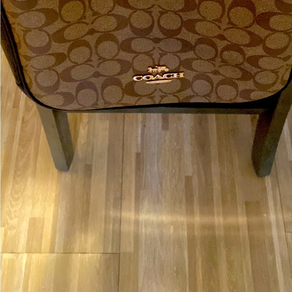 Use coach bag like new